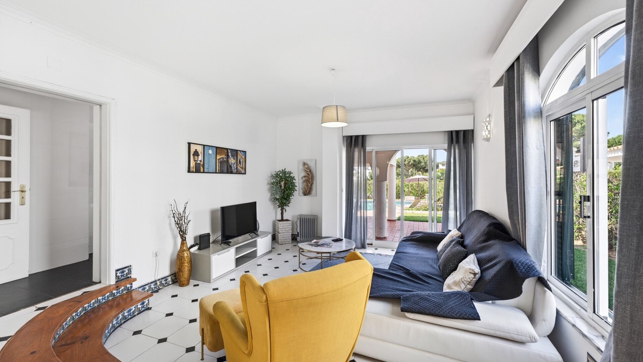 Photo of Livingroom in Quarteira