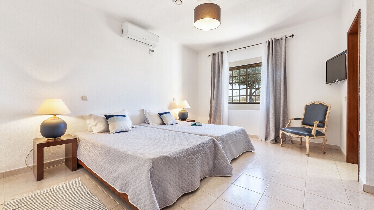 Photo of Bedroom in Albufeira