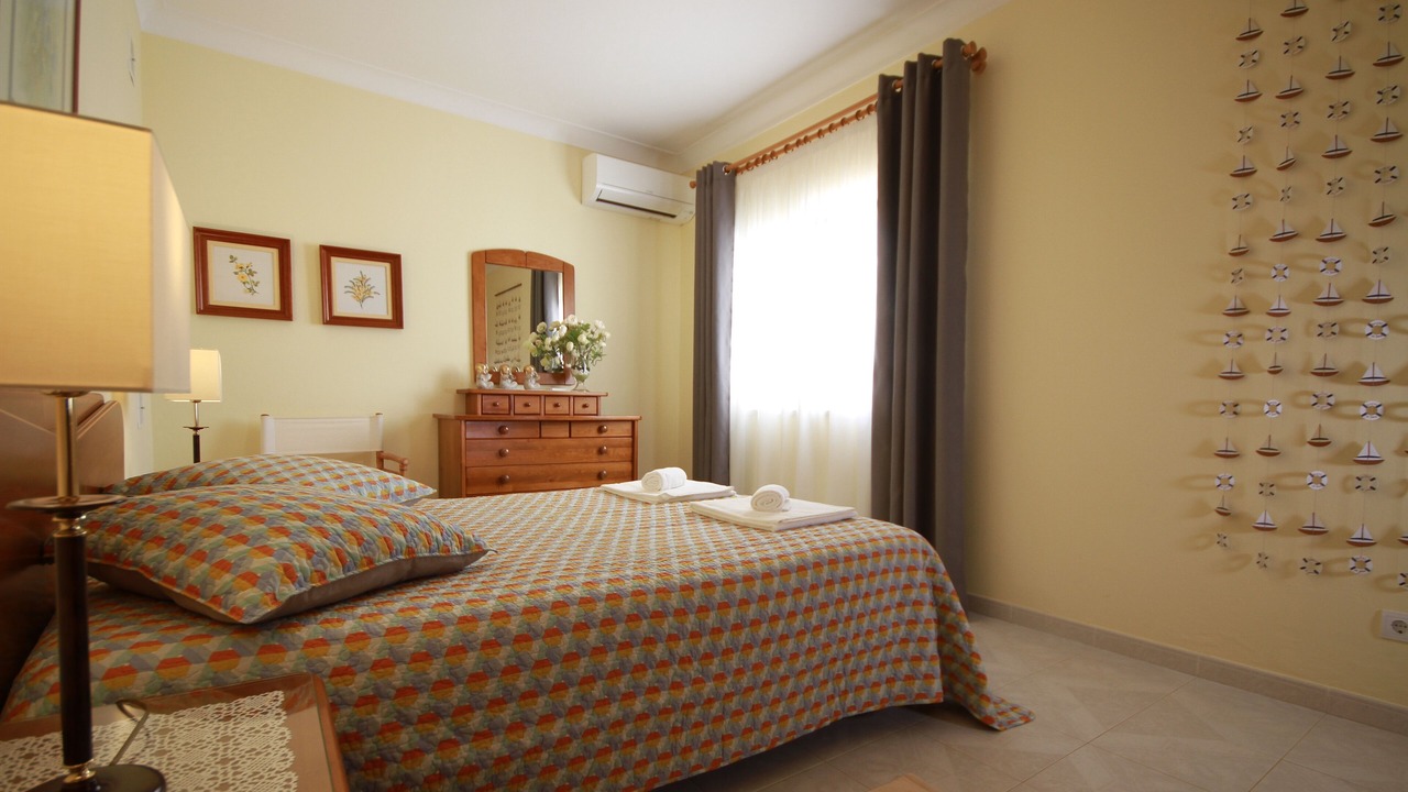Photo of Bedroom in Albardeira