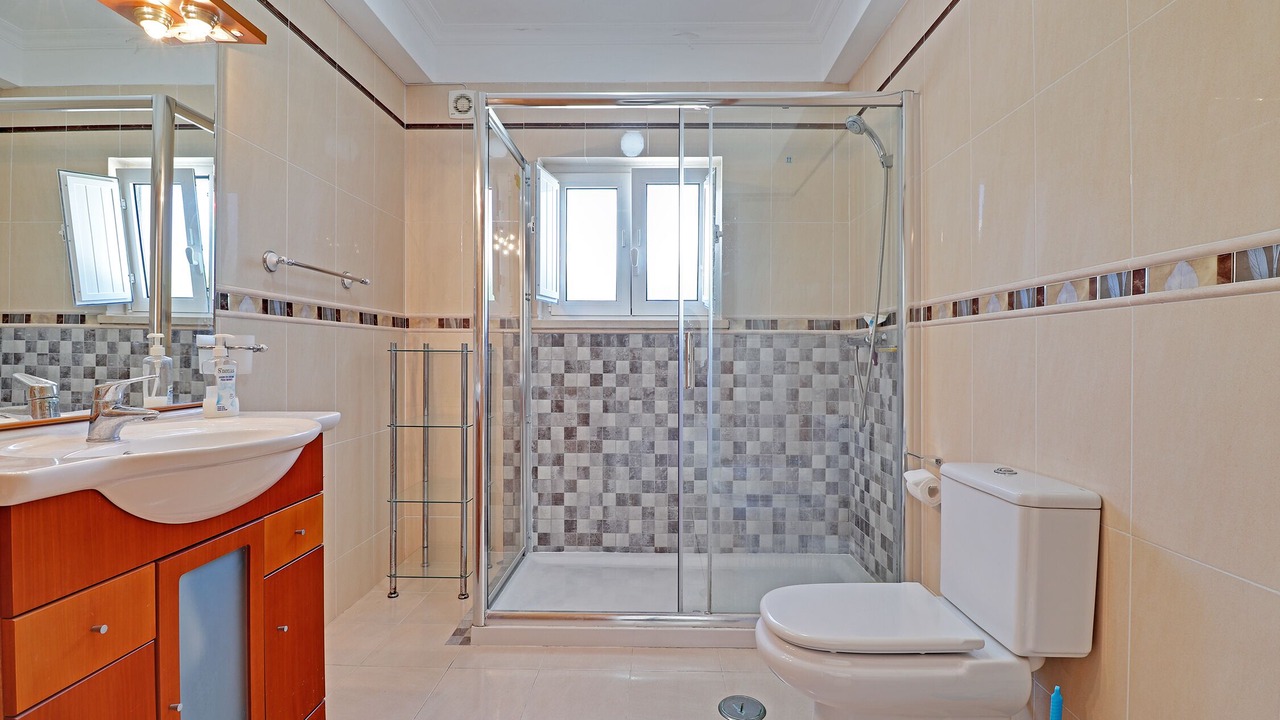 Photo of Bathroom in Aljezur