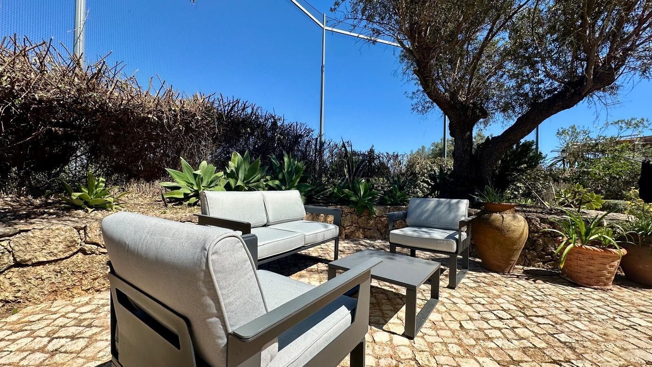 Photo of Patio Balcony in Estombar
