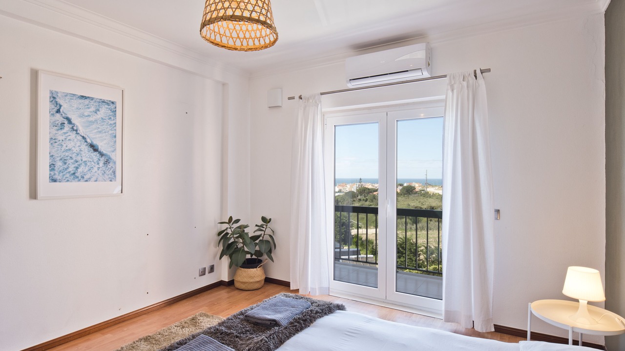 Photo of Bedroom in Ericeira