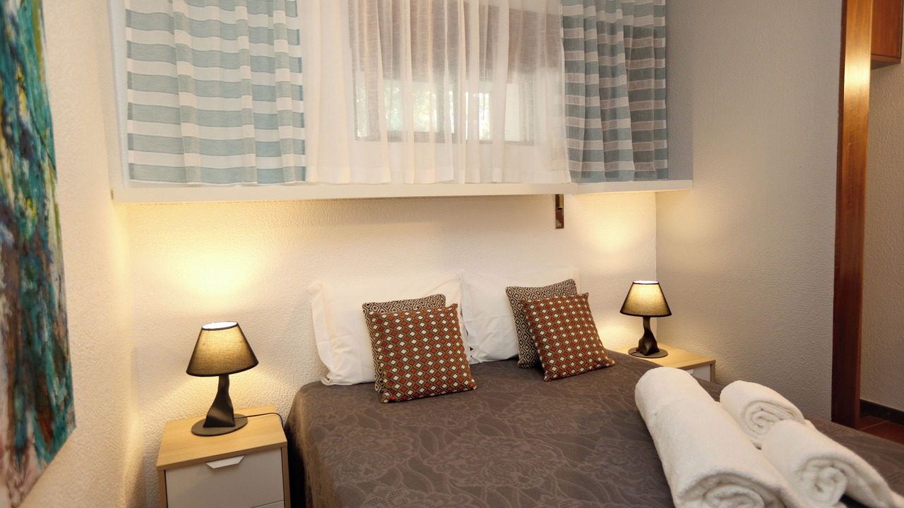 Photo of Bedroom in Carcavelos