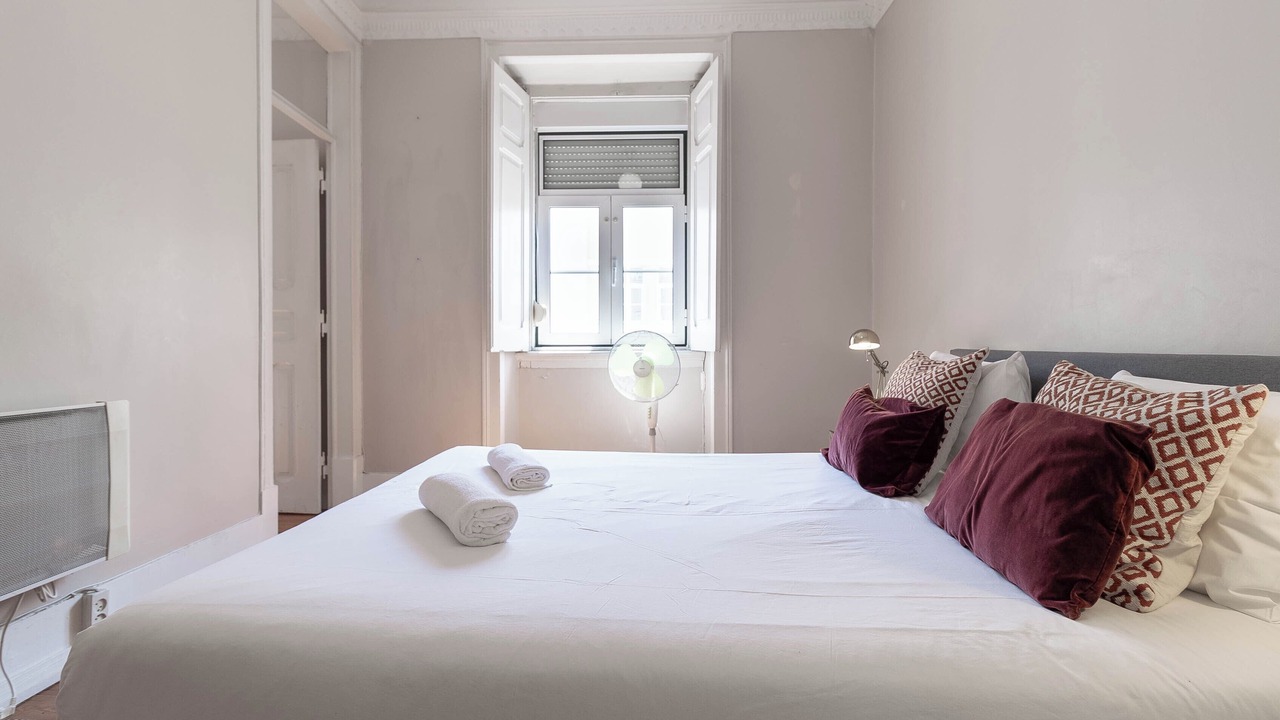 Photo of Bedroom in Lisbon Old Town