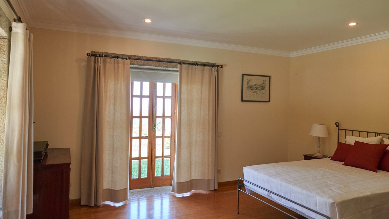 Photo of Bedroom in Caminha