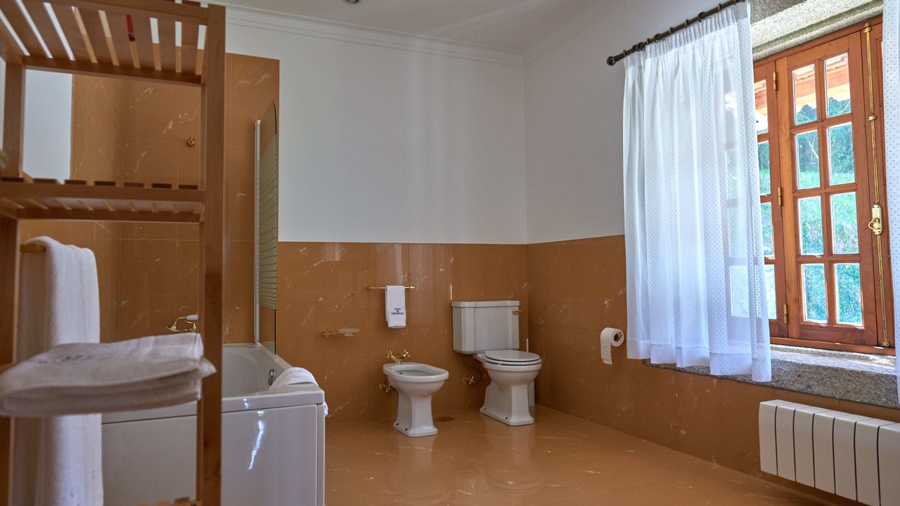 Photo of Bathroom in Caminha