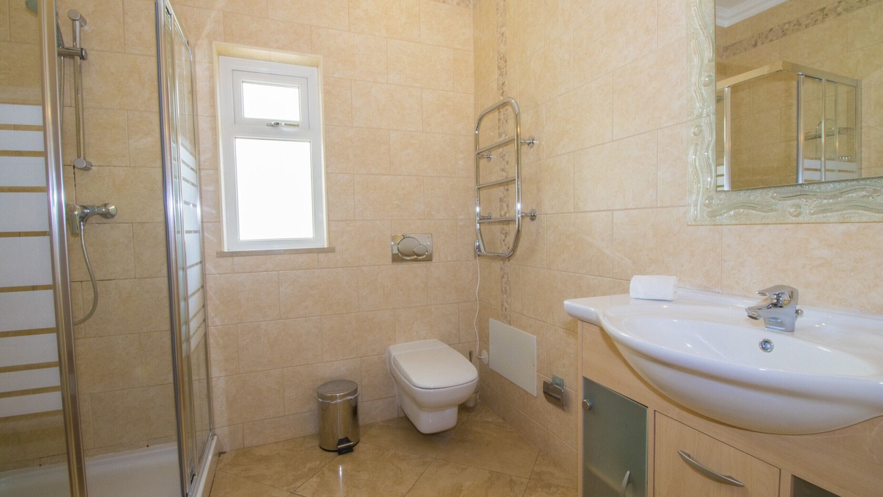 Photo of Bathroom in Quarteira