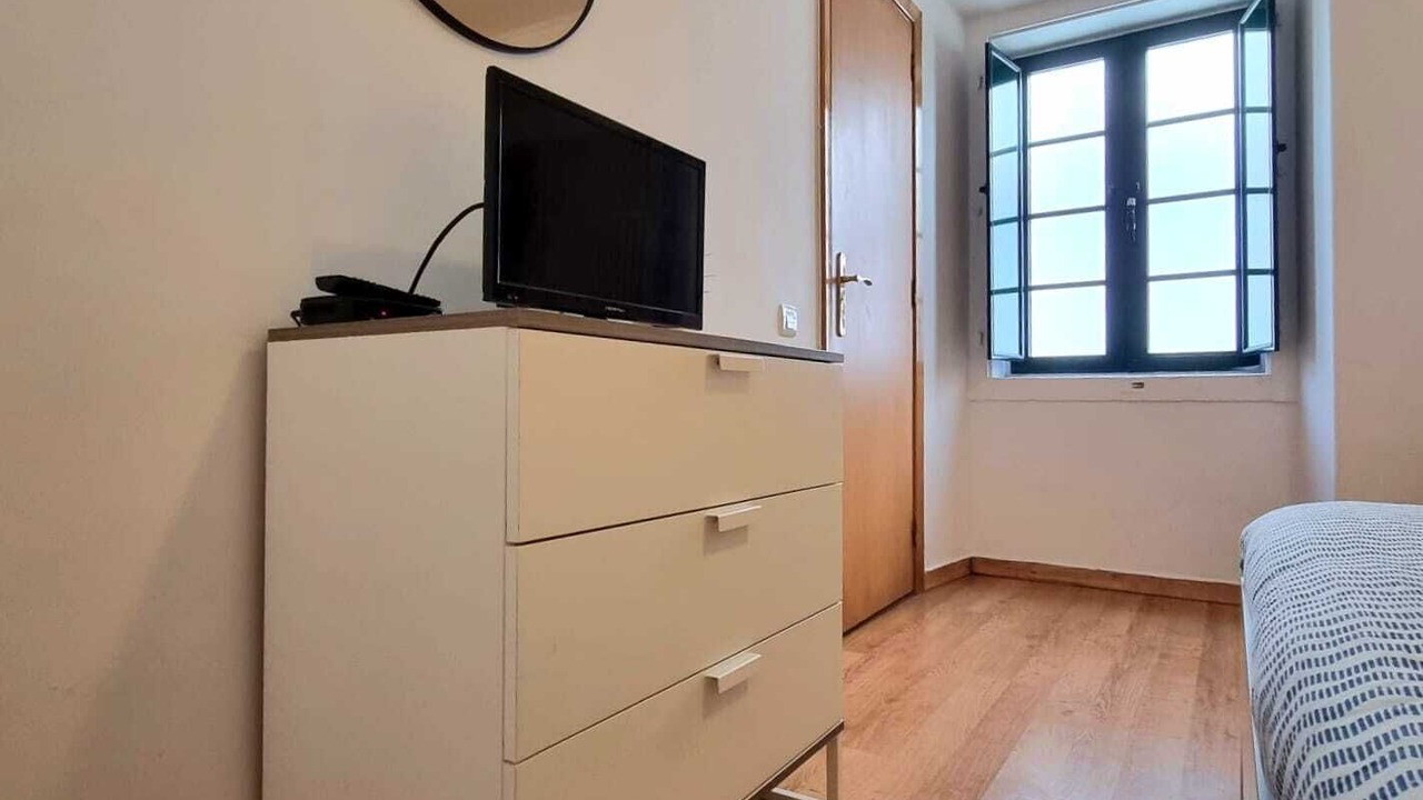 Photo of Bedroom in Setubal