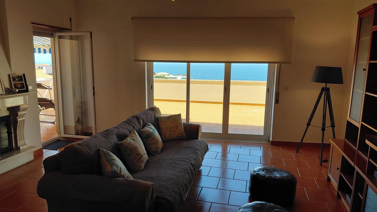 Photo of Livingroom in Ericeira