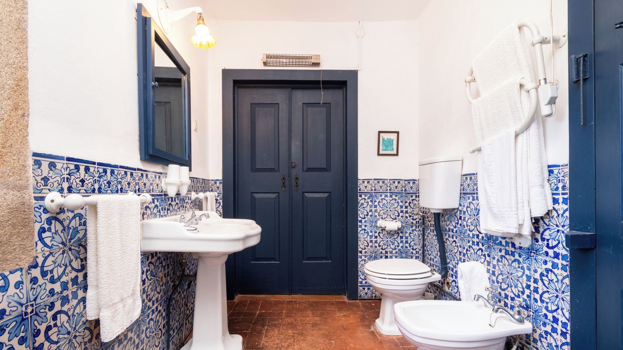 Photo of Bathroom in Lanheses