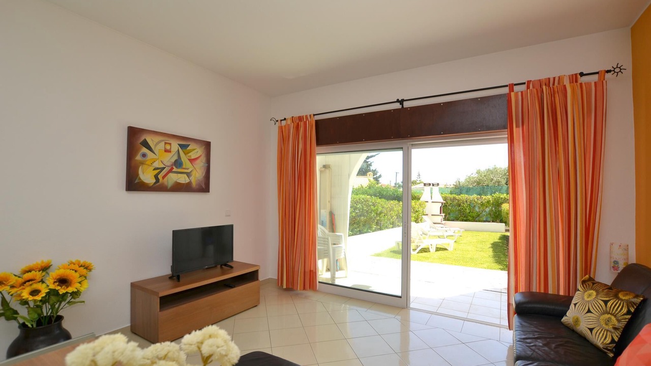 Photo of Livingroom in Areias de Sao Joao