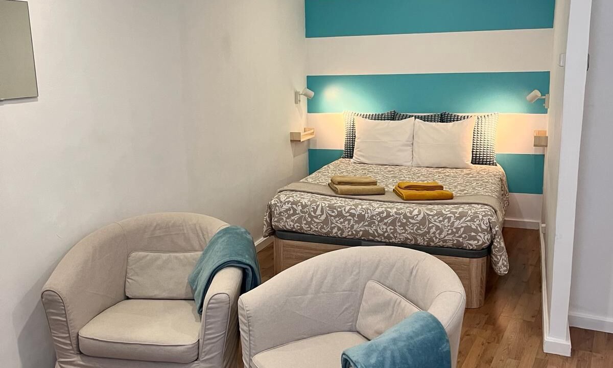 Photo of Bedroom in Baixa