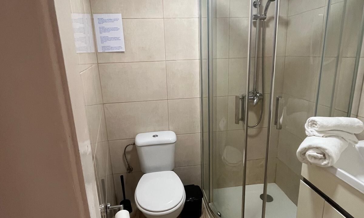 Photo of Bathroom in Baixa