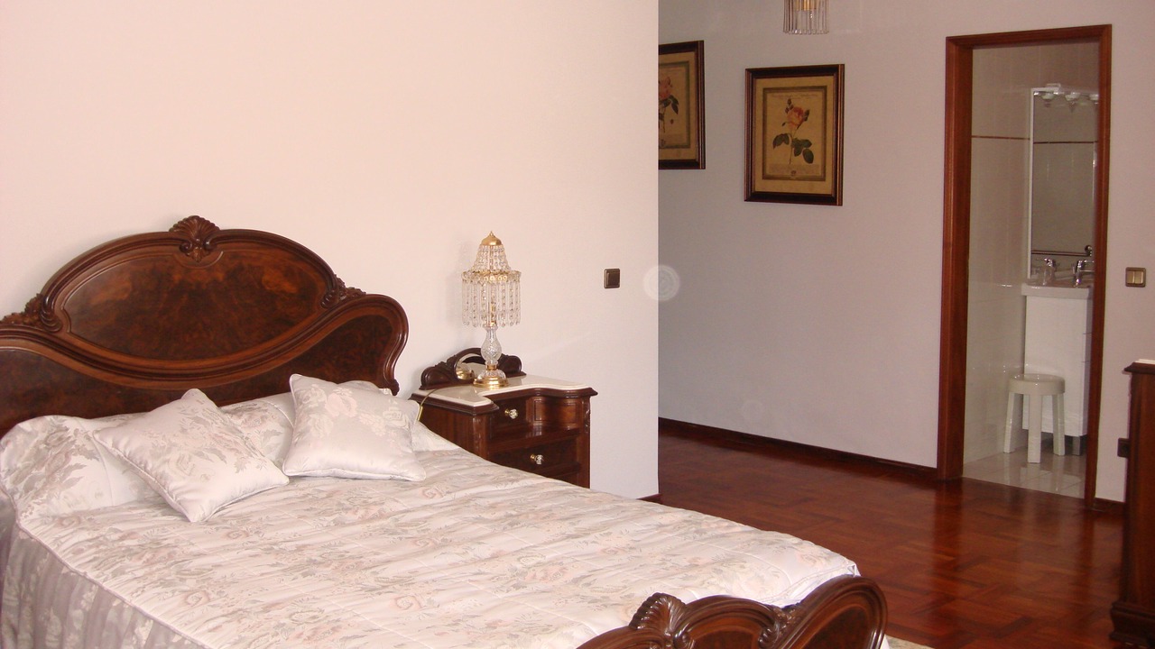 Photo of Bedroom in Alcobaca