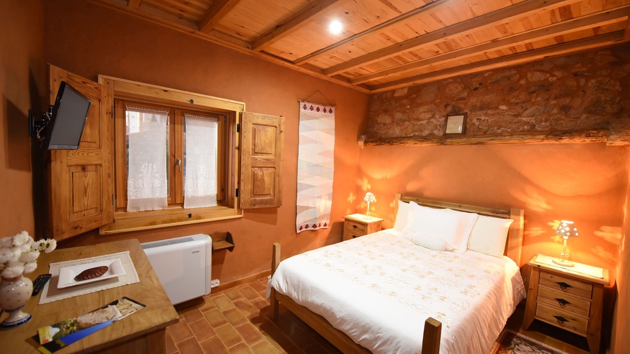 Photo of Bedroom in Penha Garcia