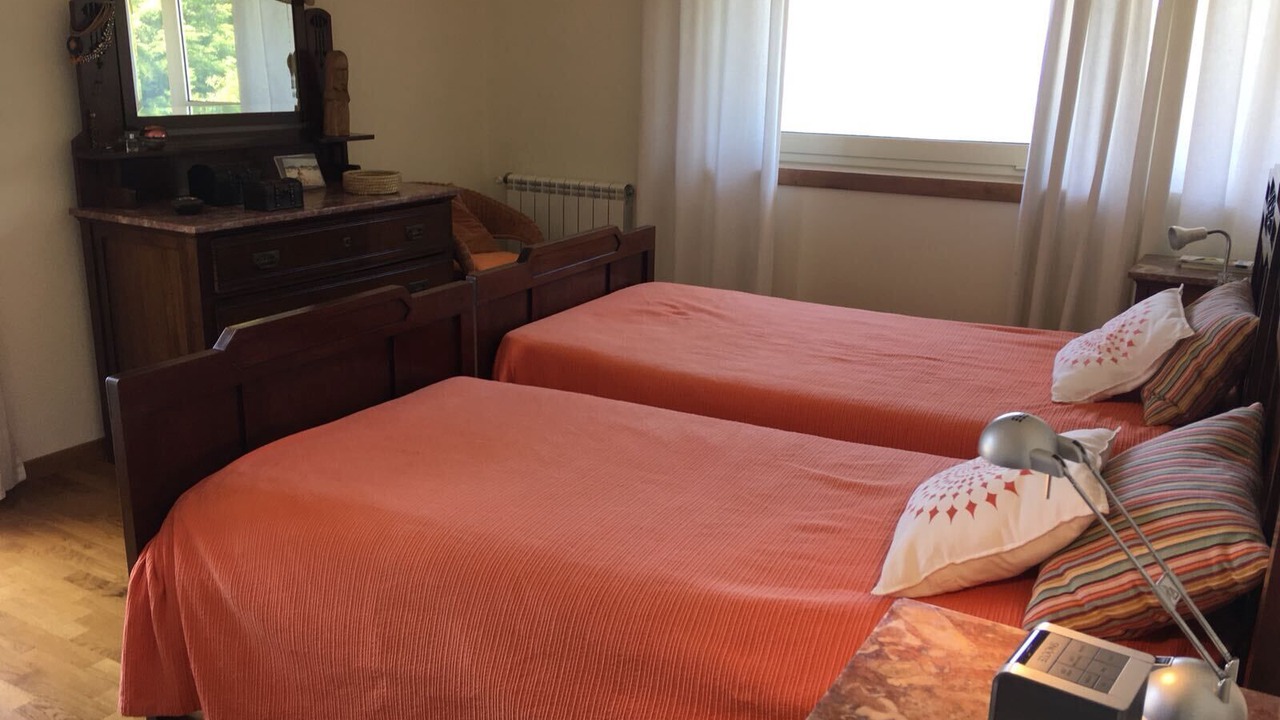 Photo of Bedroom in Caminha