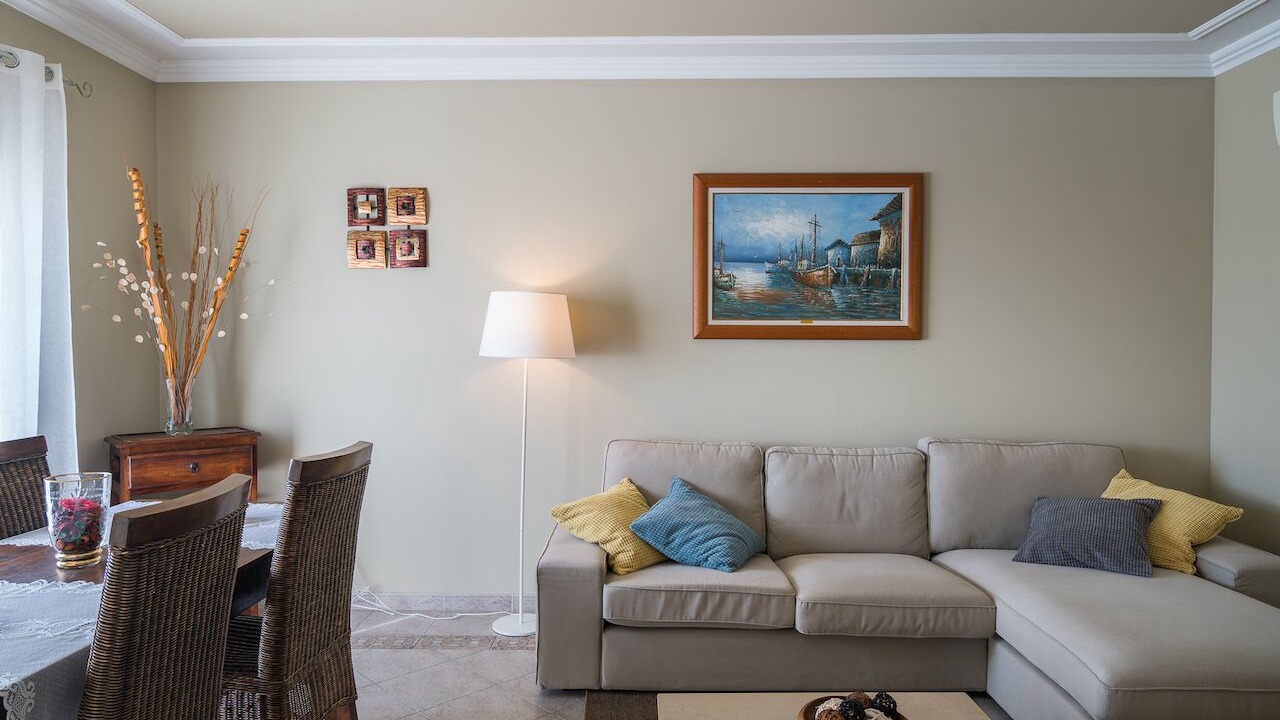 Photo of Livingroom in Canada