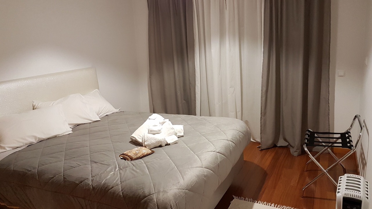 Photo of Bedroom in Santa Maria da Feira