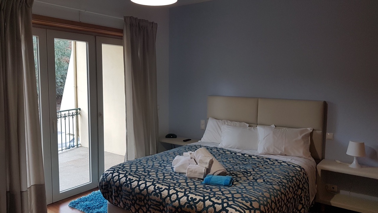 Photo of Bedroom in Santa Maria da Feira
