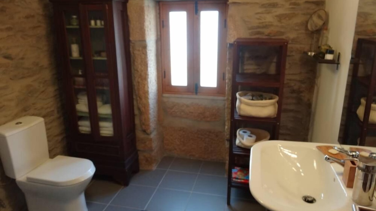 Photo of Bathroom in Freixo de Espada a Cinta