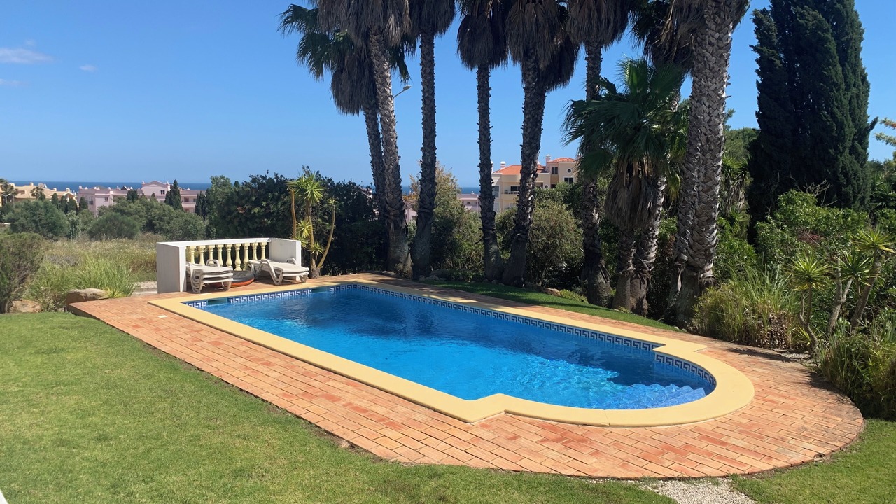 Photo of Outdoor in Luz