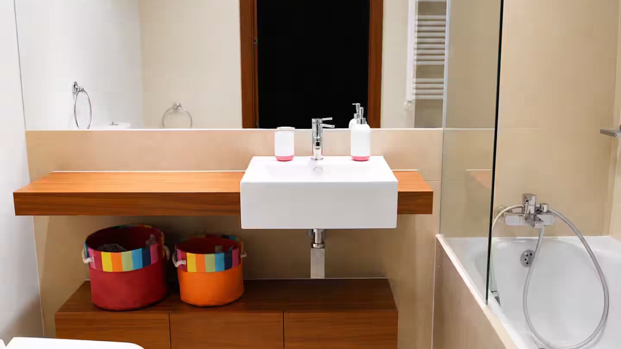 Photo of Bathroom in Meco