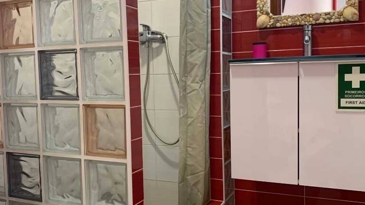 Photo of Bathroom in Baleal