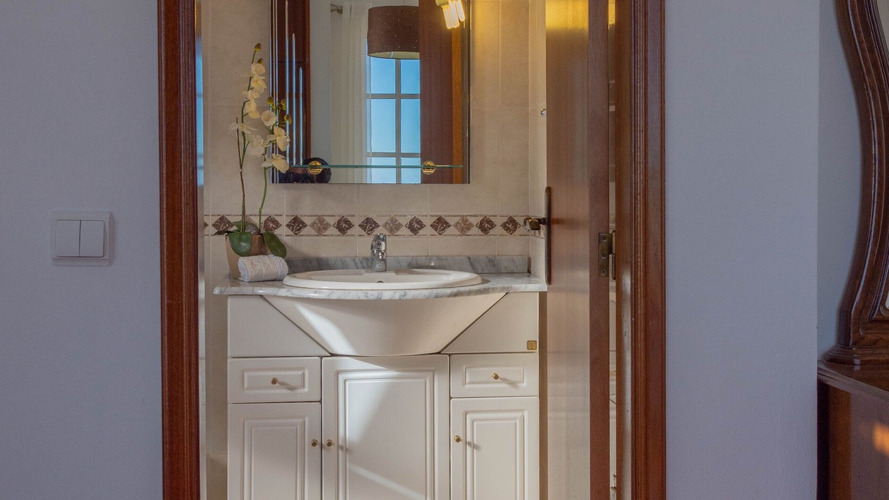 Photo of Bathroom in Estrela da Calheta