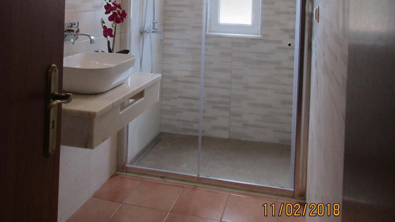 Photo of Bathroom in Aljezur