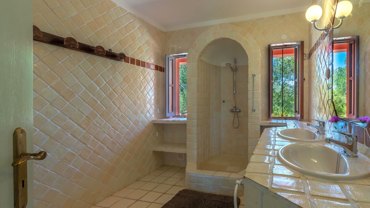 Photo of Bathroom in Olhao