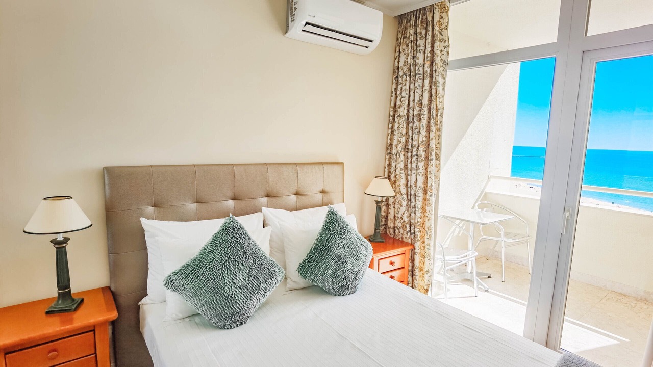 Photo of Bedroom in Praia da Rocha