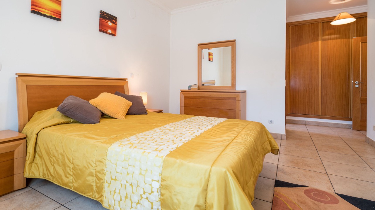 Photo of Bedroom in Albardeira