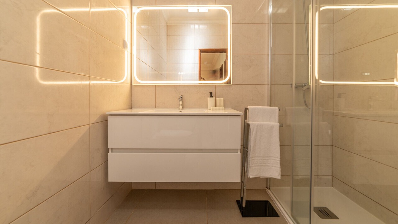 Photo of Bathroom in Corroios