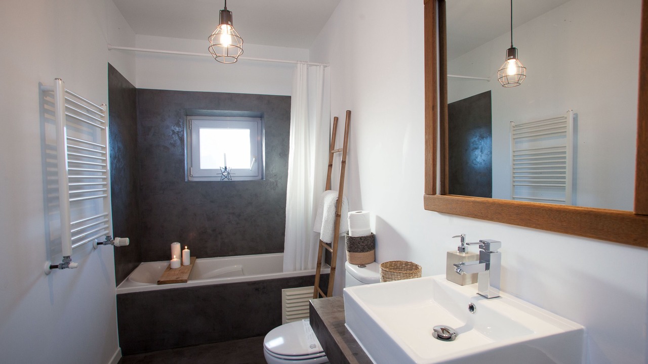 Photo of Bathroom in Oeiras