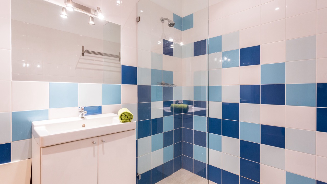Photo of Bathroom in Budens