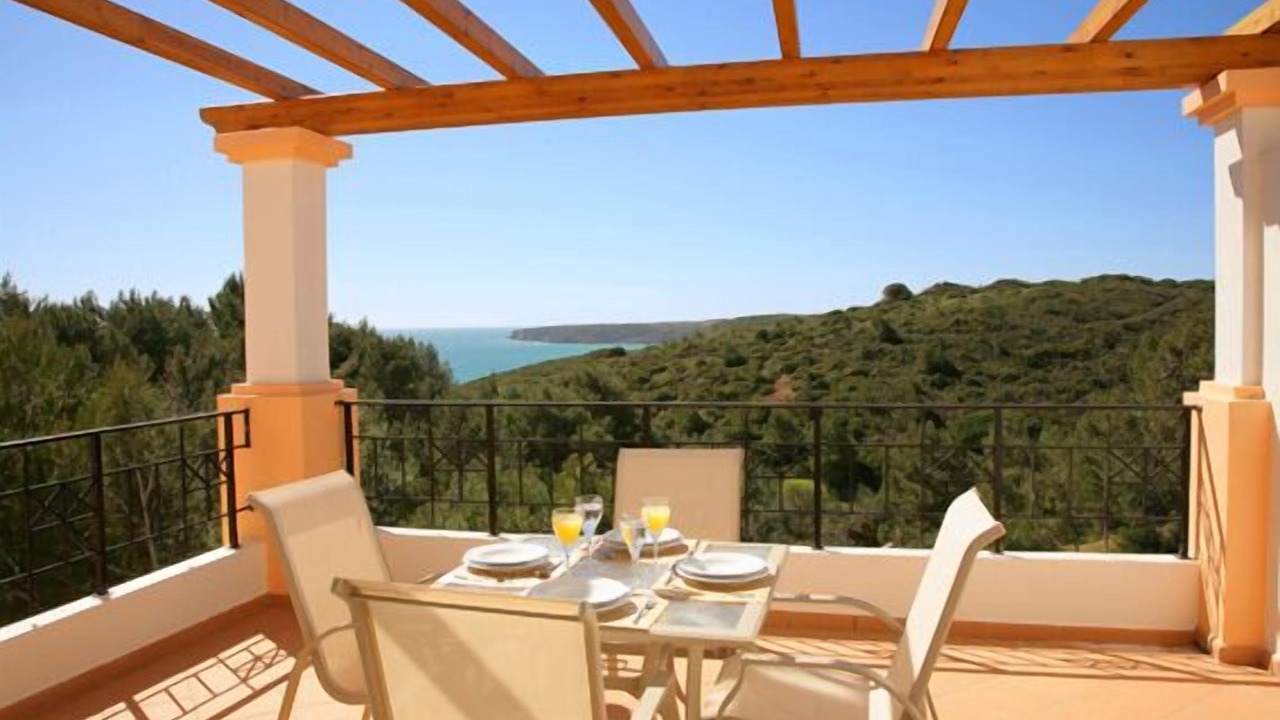 Photo of Patio Balcony in Salema