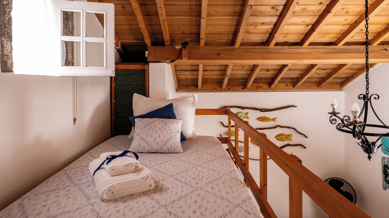 Photo of Bedroom in Angra do Heroismo