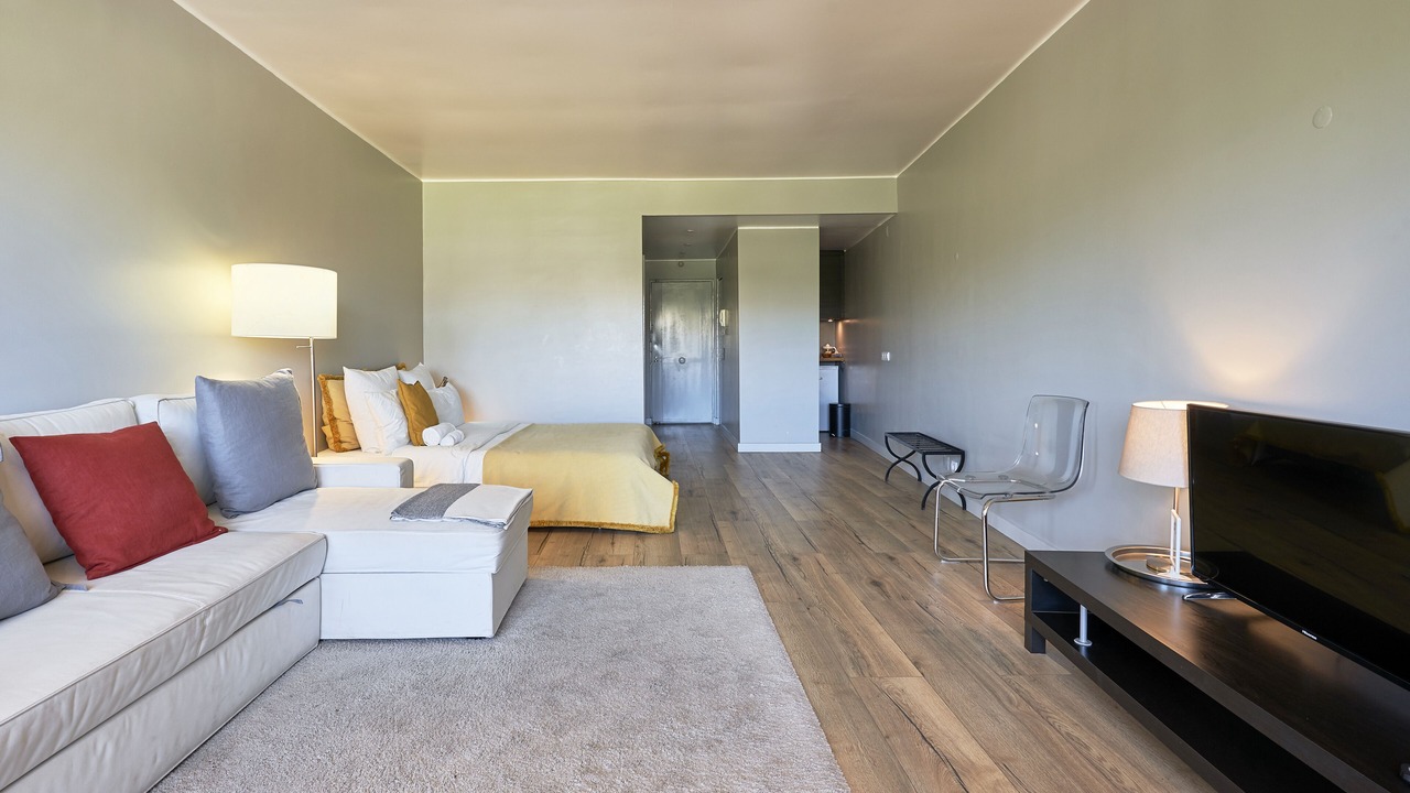 Photo of Bedroom in Estoril