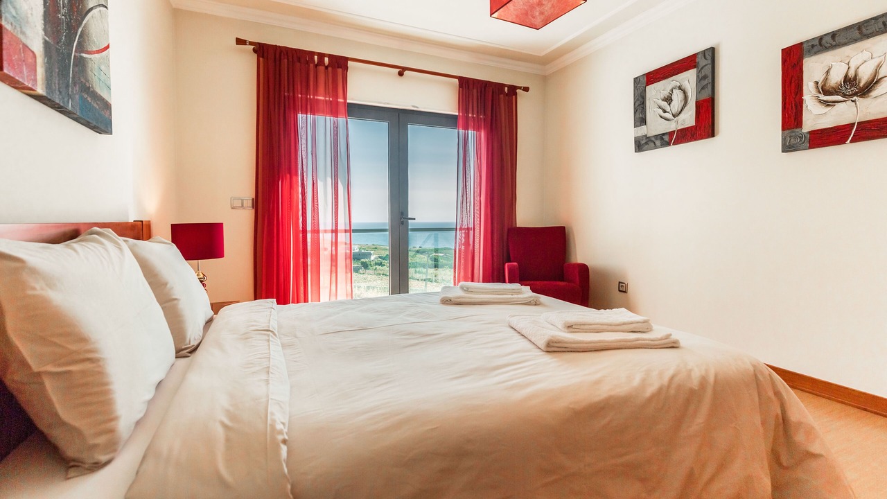 Photo of Bedroom in Atalaia