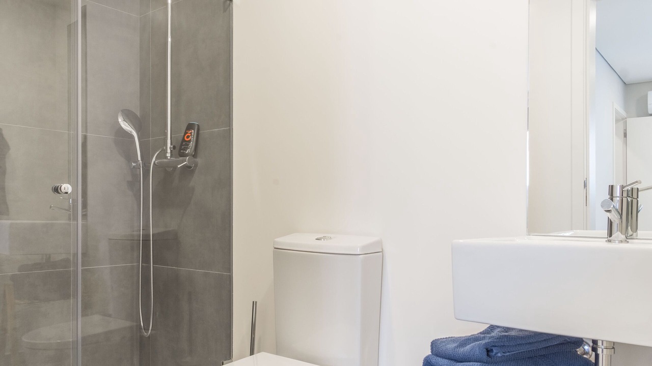 Photo of Bathroom in Cascais