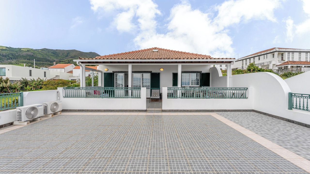 Photo of Patio Balcony in Ribeira Cha