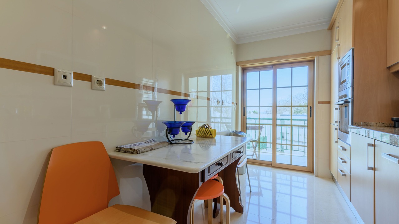 Photo of Kitchen in Carcavelos