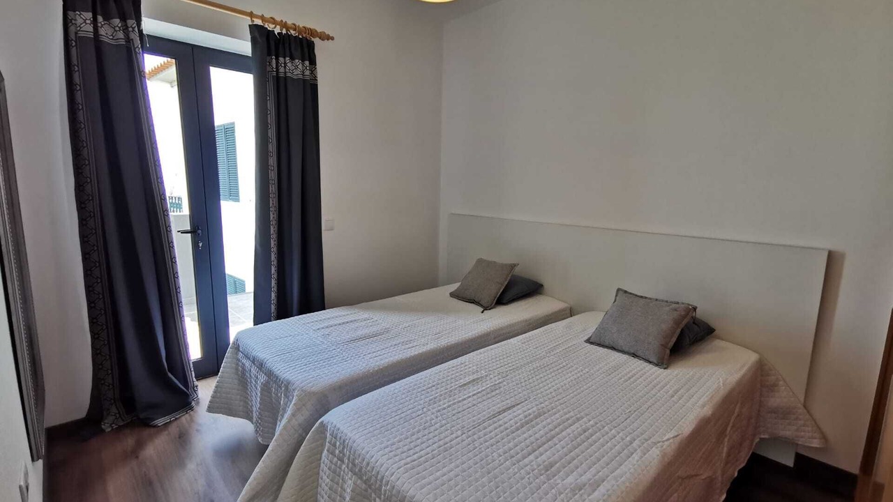 Photo of Bedroom in Canhas
