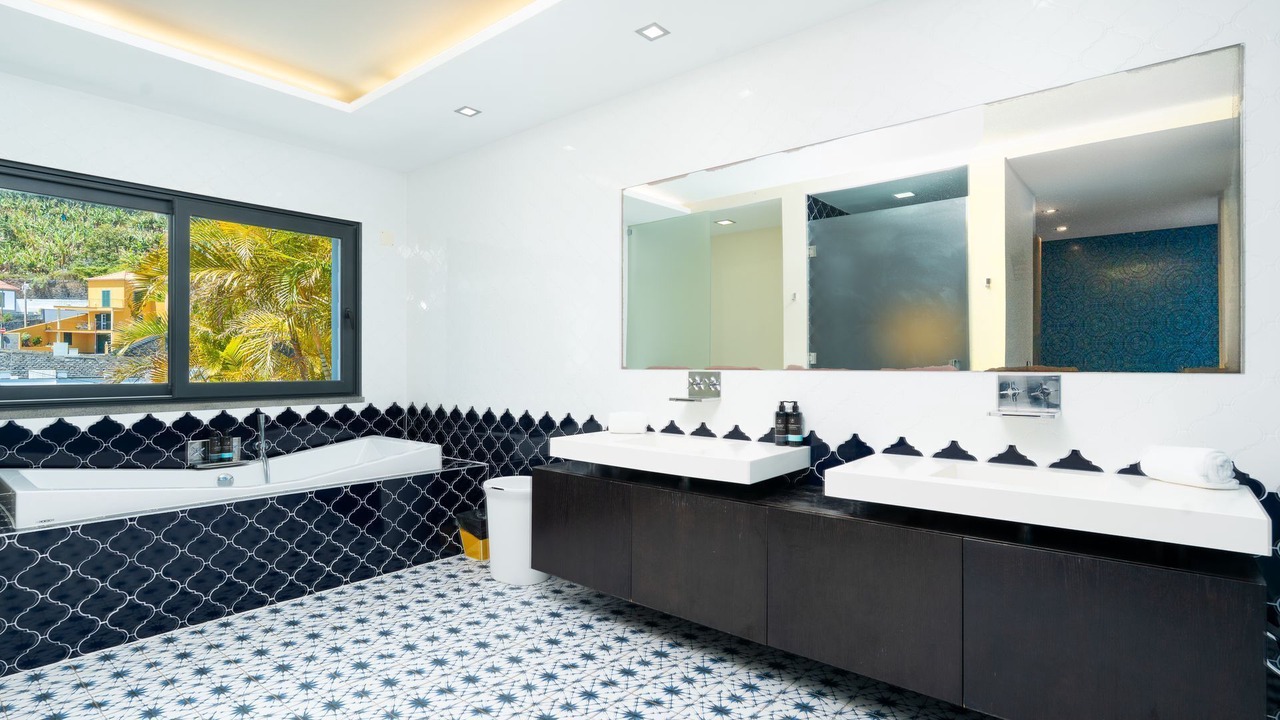Photo of Bathroom in Ponta do Sol
