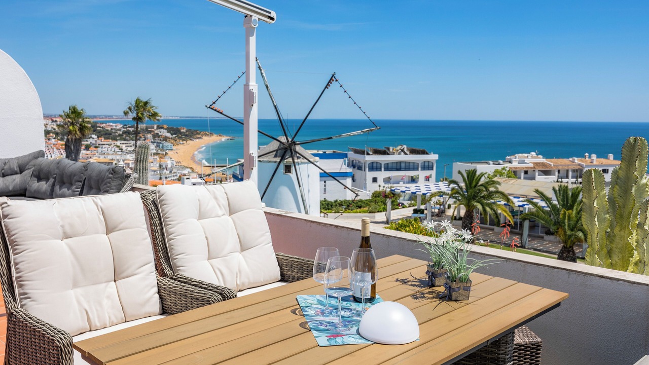 Photo of Outdoor in Calicos