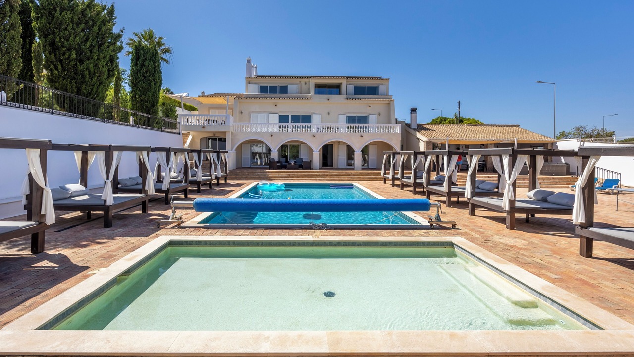 Photo of Outdoor in Luz
