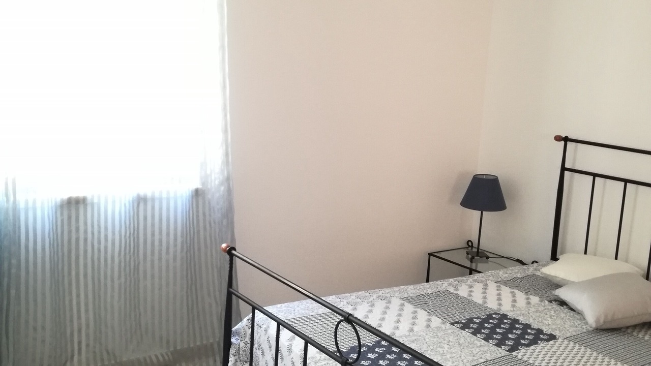 Photo of Bedroom in Sesimbra