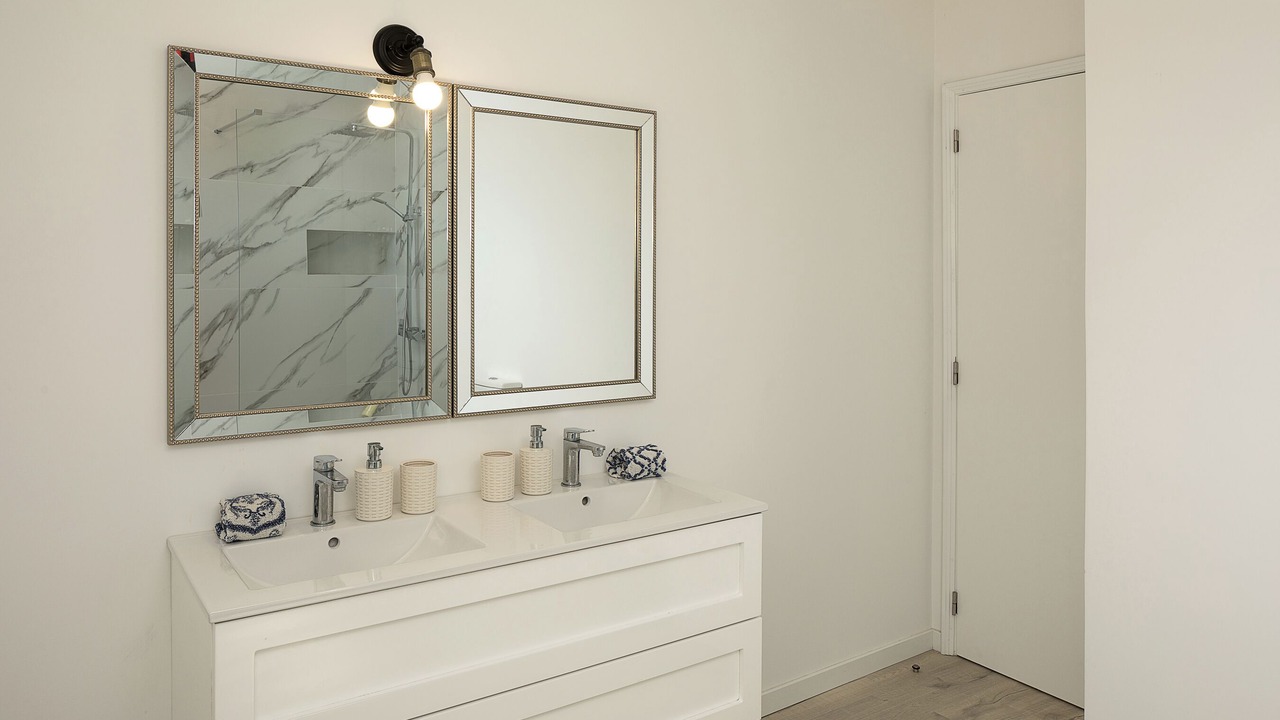 Photo of Bathroom in Prazeres