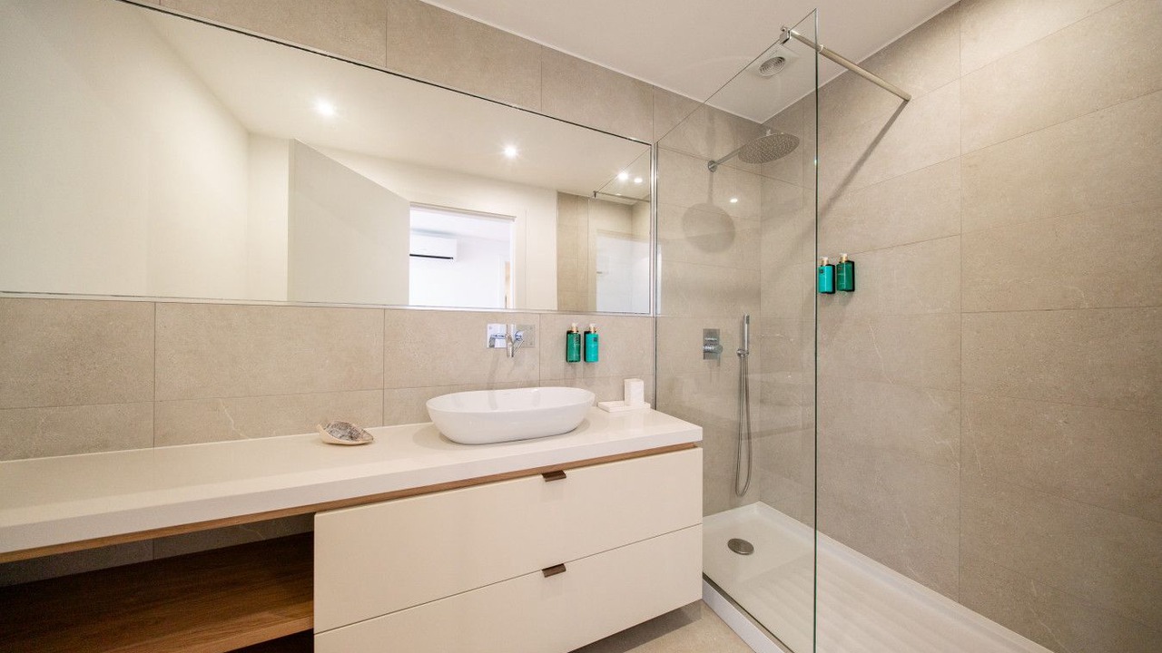 Photo of Bathroom in Calheta
