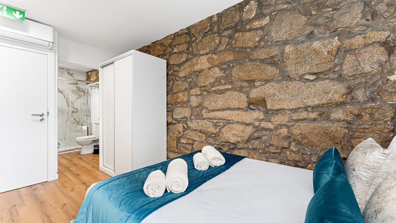 Photo of Bedroom in Lordelo do Ouro e Massarelos